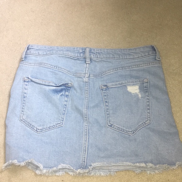 Forever 21 distressed jean skirt - Picture 2 of 3